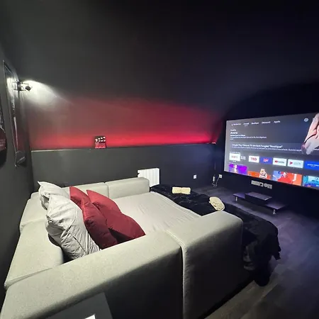 Cinemaroom - Netflix -hyper Centre